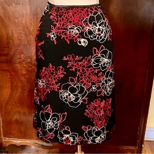 Wrapper Black and Red Floral slim circle Skirt